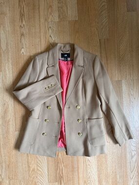 H&M Camel Double-Breasted Blazer with Pink Lining